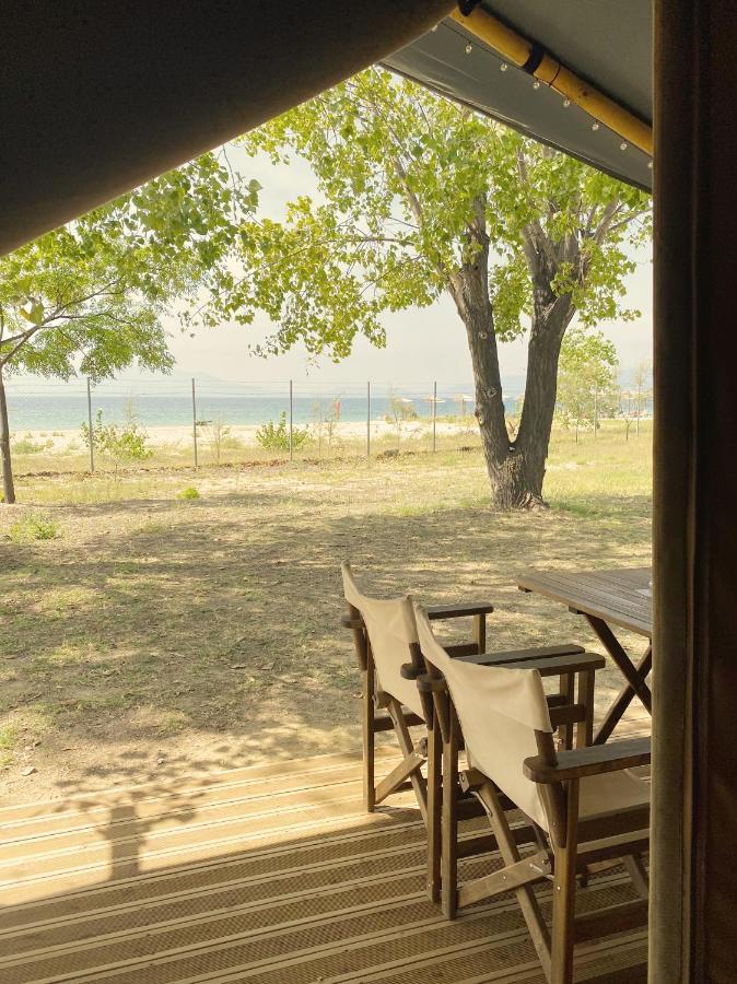 Mareleon Camping Ofrínion Dış mekan fotoğraf