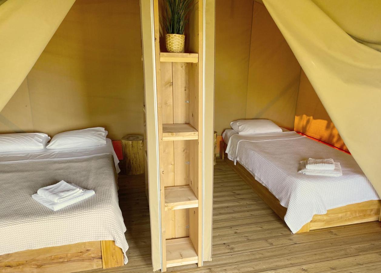 Mareleon Camping Ofrínion Dış mekan fotoğraf